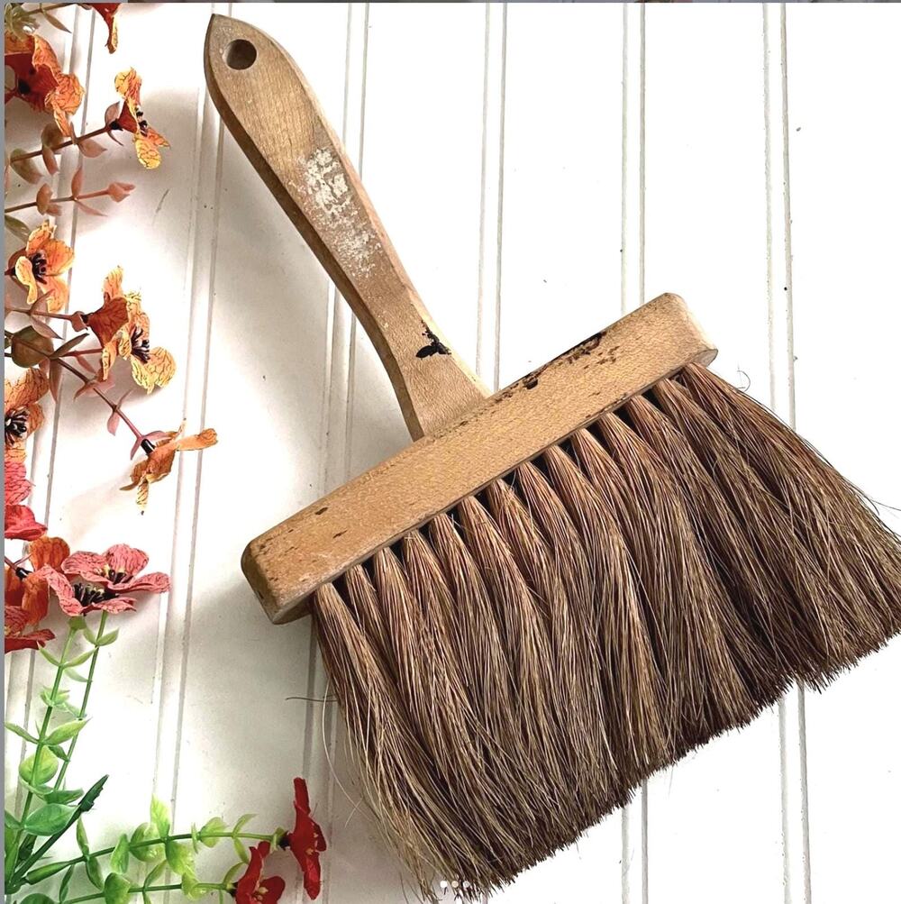 Vintage Wood Wallpaper Paint Brush